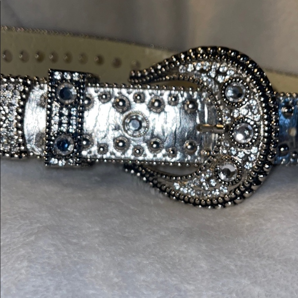 Rhinestone Encrusted Silver Belt 44” - Picture 2 of 5